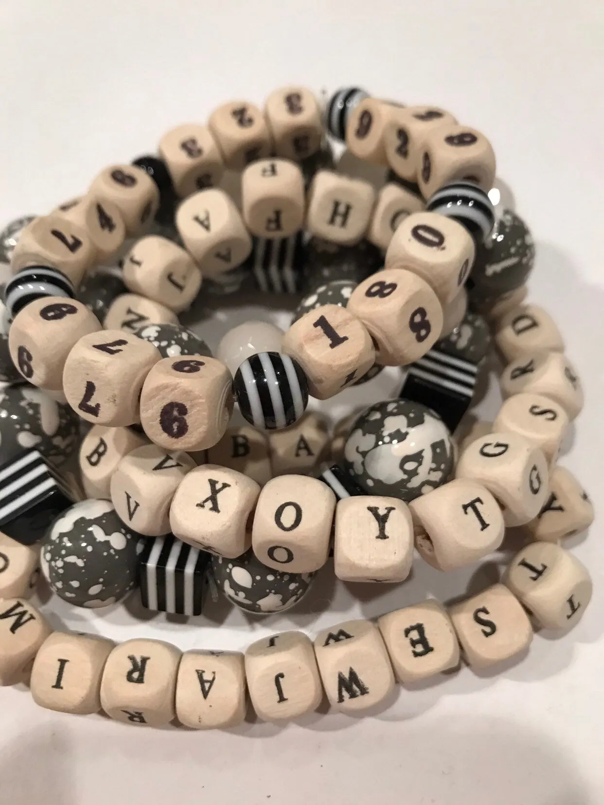 5-Piece Numbers   Letters Stretch Bracelet Set