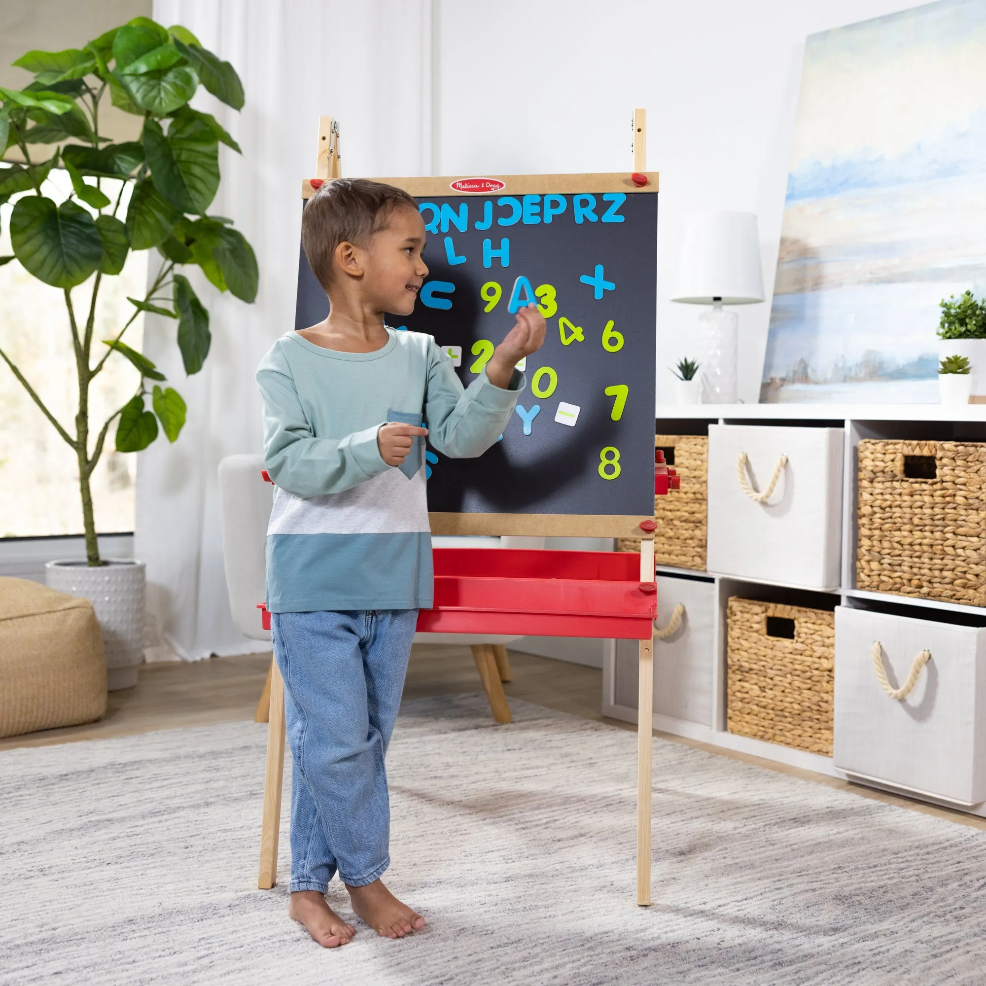 Deluxe Magnetic Standing Art Easel